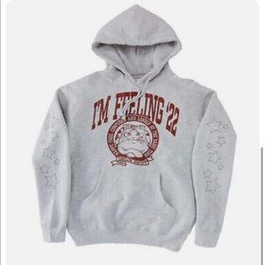 TAYLOR SWIFT LIMITED EDITION IM FEELIN’ ‘22 LIMITED EDITION NYU HOODIE